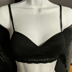 XS Forever 21 Soft Cup Bralette with lace